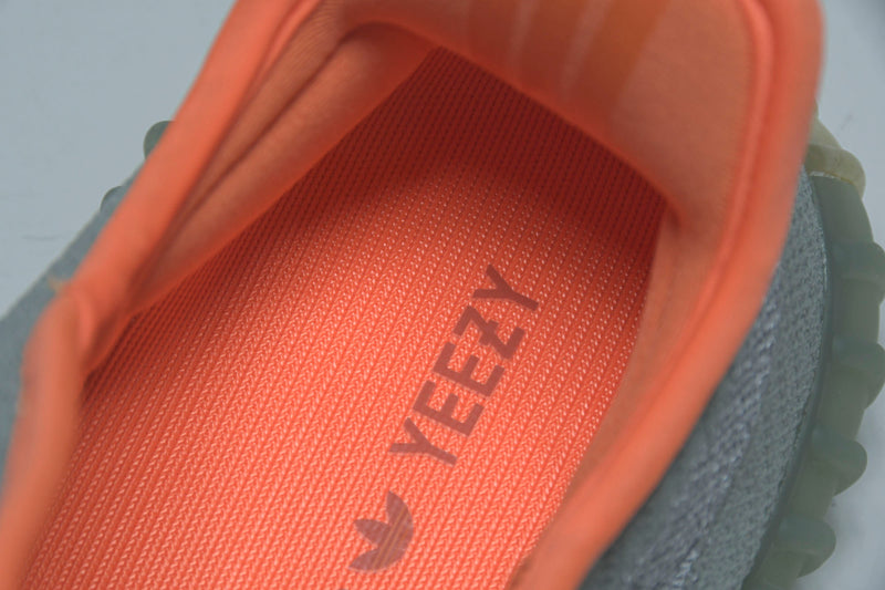 Tênis Adidas Yeezy Boost 350 V2