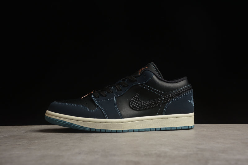 Tênis Nike air jordan 1 Low “ Black Dark Obsidian ”