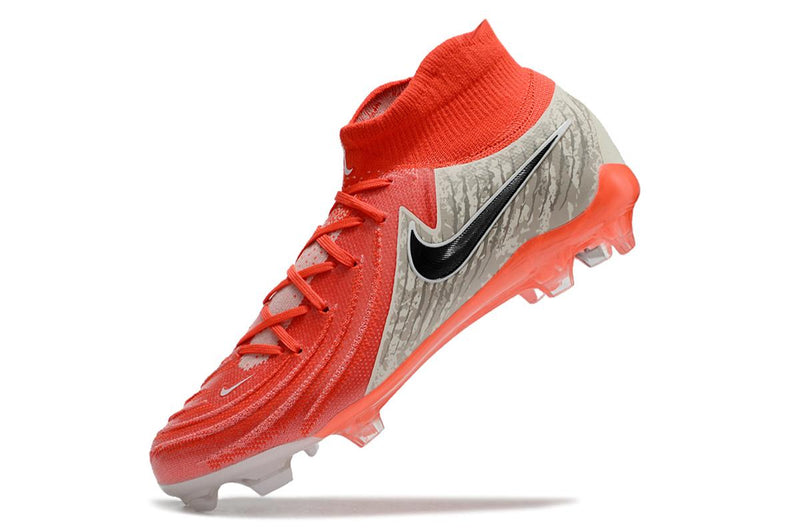 CHUTEIRA DE CAMPO NIKE PHANTOM LUNA ELITE FG