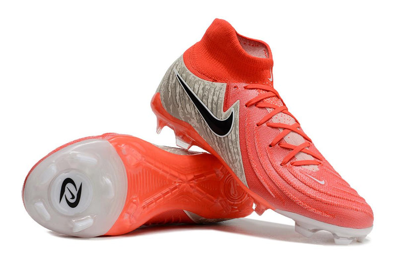 CHUTEIRA DE CAMPO NIKE PHANTOM LUNA ELITE FG