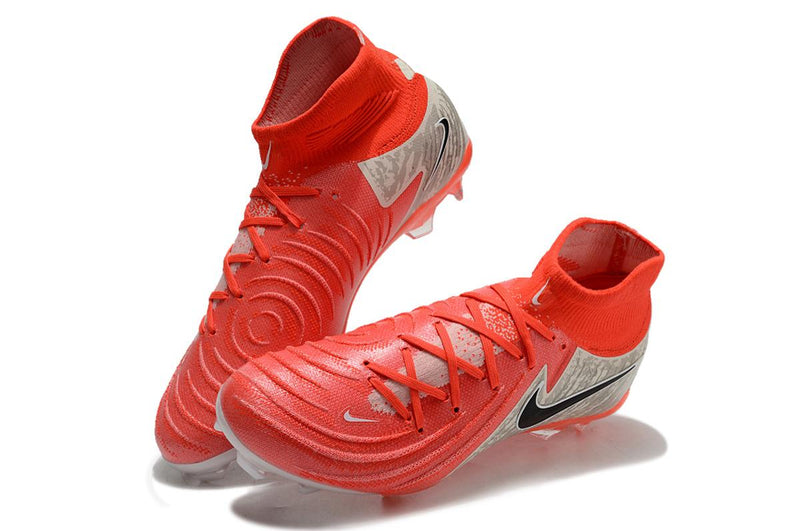 CHUTEIRA DE CAMPO NIKE PHANTOM LUNA ELITE FG