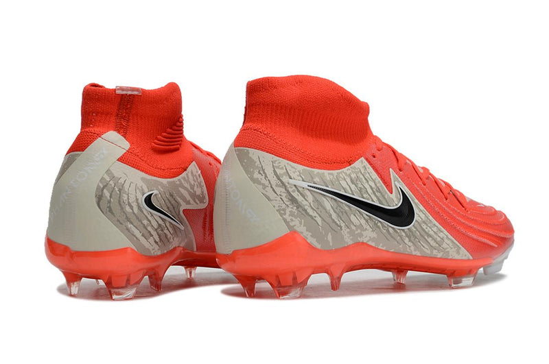 CHUTEIRA DE CAMPO NIKE PHANTOM LUNA ELITE FG