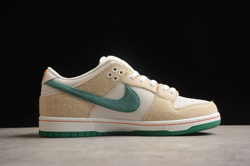 Tênis Nike SB Dunk Low x Jarritos