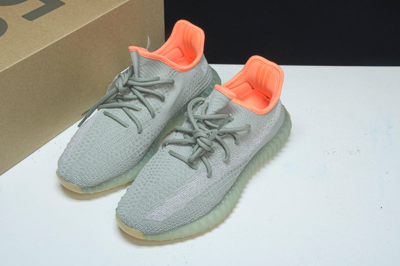 Tênis Adidas Yeezy Boost 350 V2