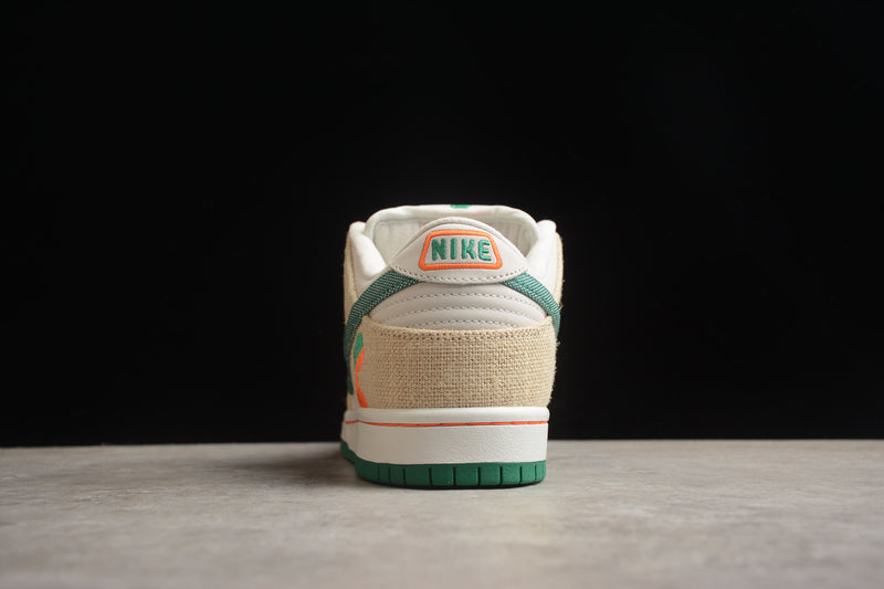 Tênis Nike SB Dunk Low x Jarritos