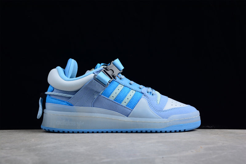 Tênis Bad Bunny x Adidas Forum Buckle Low ¨Blue Tint¨