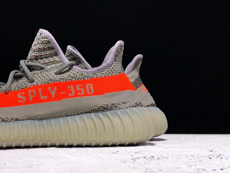 Tênis Adidas Yeezy Boost 350 V2