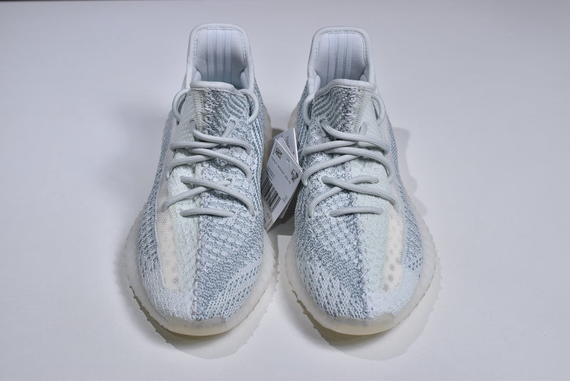 Tênis Adidas Yeezy Boost 350 V2