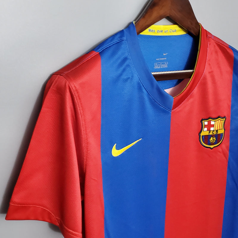 Camisa Barcelona Titular 06/07 - Versão Retro