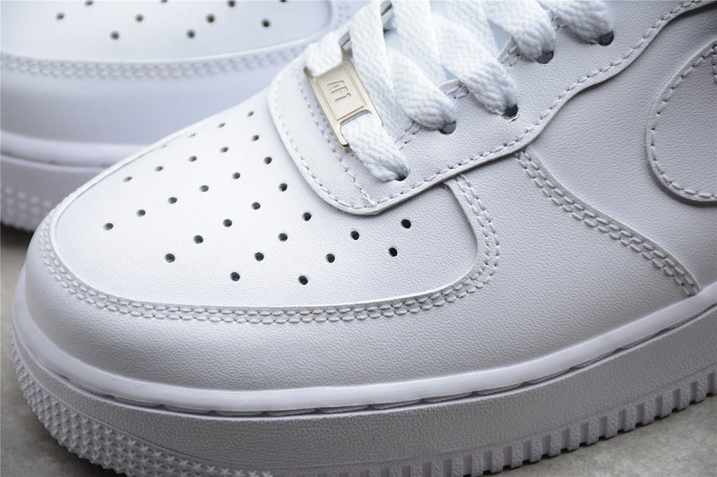 TÊNIS NIKE AIR FORCE BRANCO