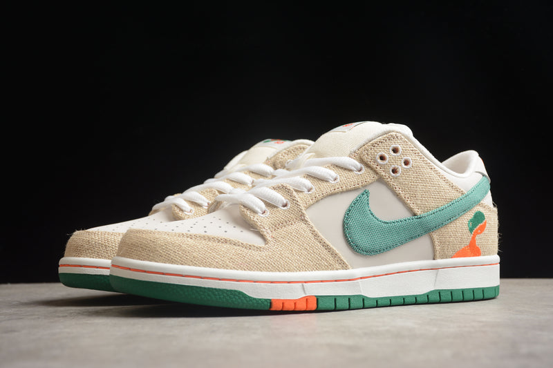 Tênis Nike SB Dunk Low x Jarritos